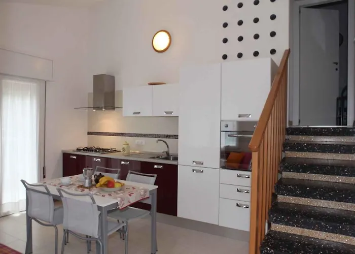 In 37070 Apartment *